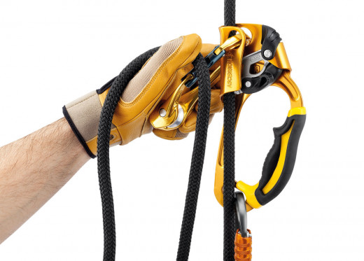 Petzl Rollclip - Karabiner mit integrierter Seilrolle